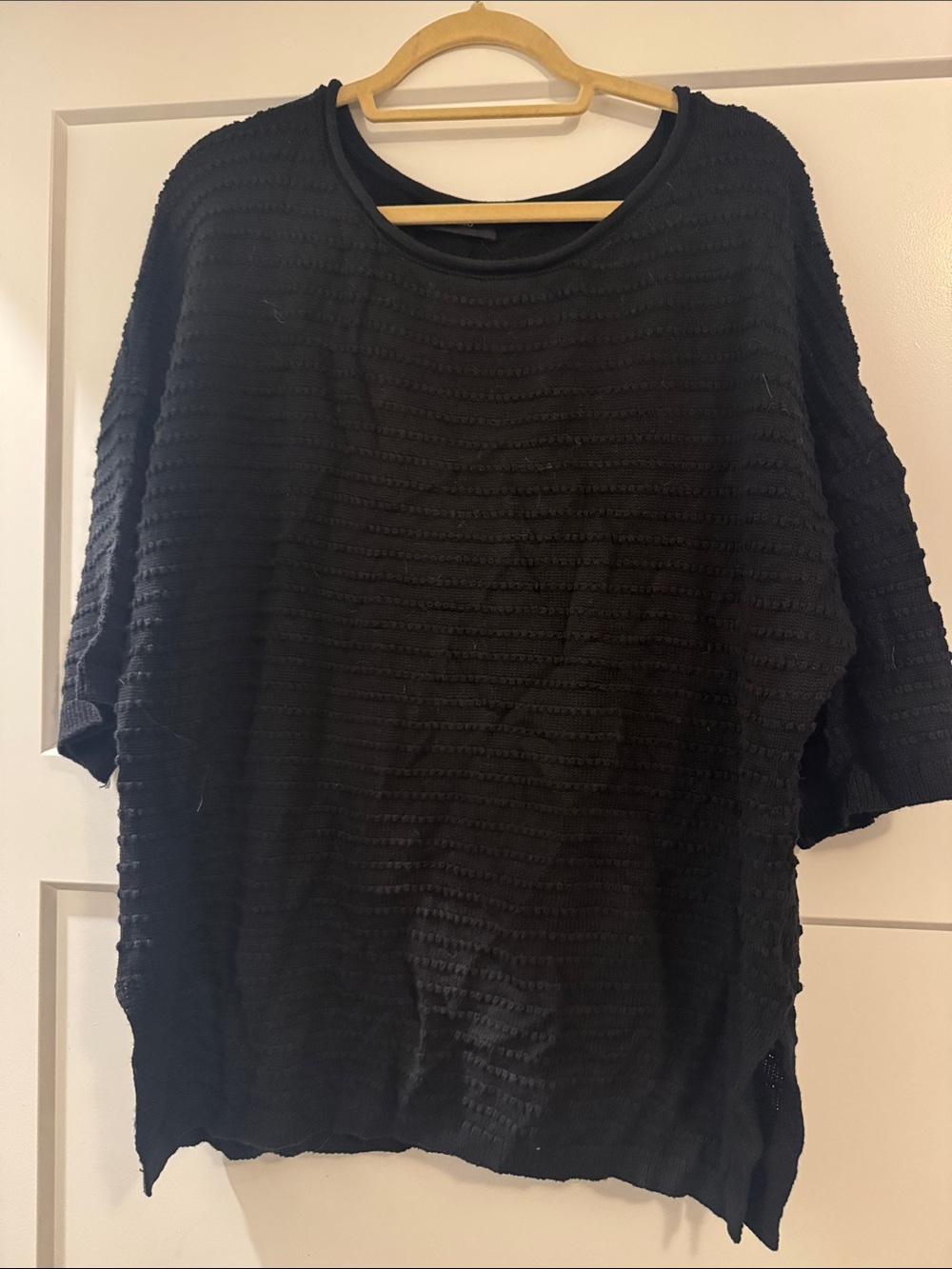 Women's Black Textured Scoop Neck Sweater